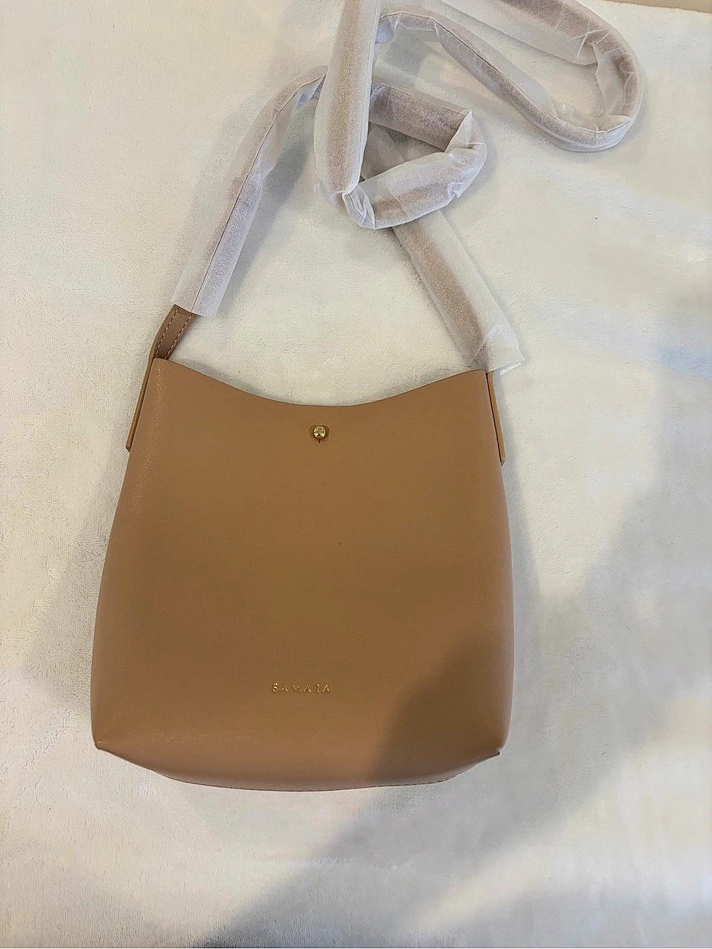 Samara The Medium Shoulder Bag in Brown